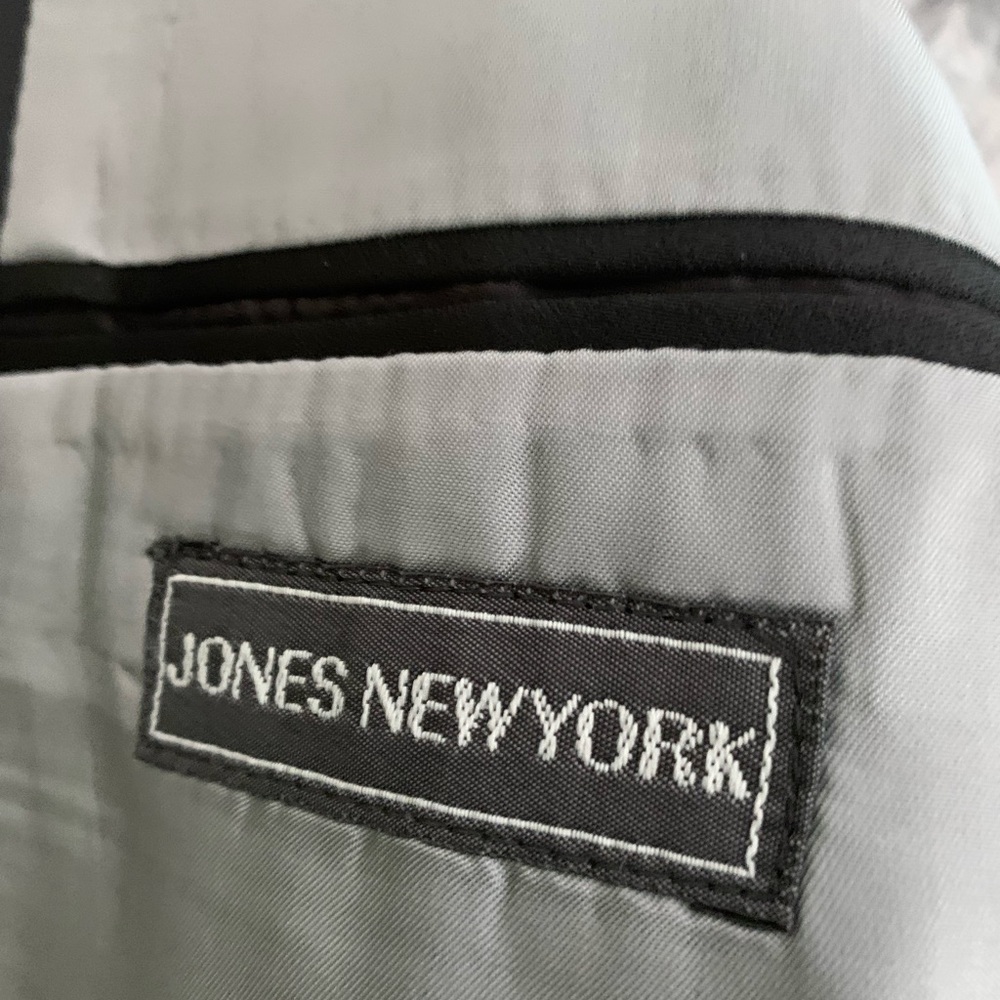 Thx with pleated pants